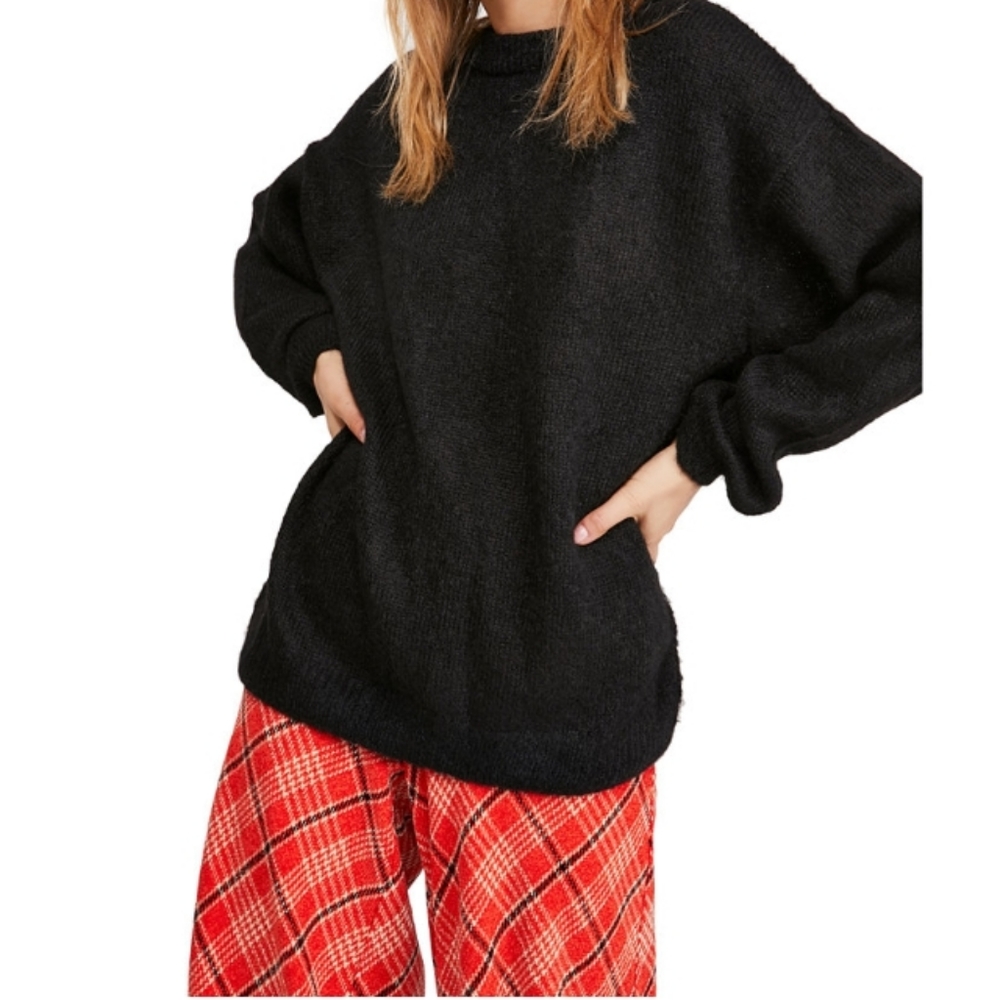Free People ANGELIC Black Alpaca Oversized Tunic Super Soft Sweater US Large New